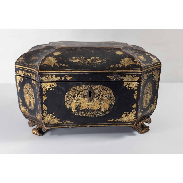 Wood 19th Century Chinese Export Black Lacquer Tea Caddy With Gilt Decoration For Sale - Image 7 of 13