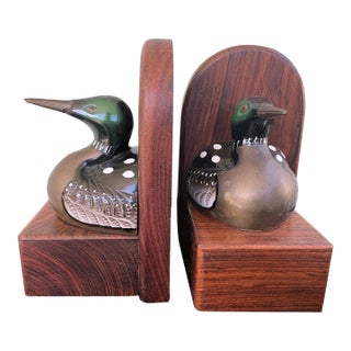 Vintage Hand-Painted Brass Loon Bird Bookends on Solid Wood Bases – Made in India, Mid-Century Style (Pair) For Sale