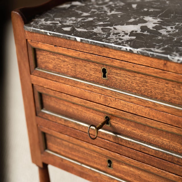 Mid 18th Century 18th Century French Louis XVI Mahogany Bedside Table For Sale - Image 5 of 8