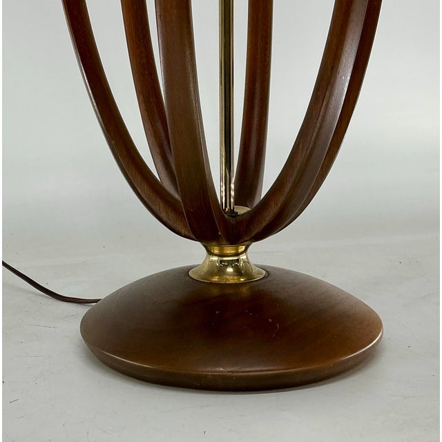 Midcentury Modeline Co. Modern Caged Sculpted Wood and Brass Table Lamp For Sale - Image 4 of 5