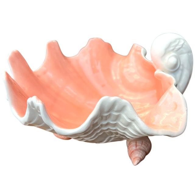 Bring a splash of coastal glamour to your tabletop with this vintage Fitz & Floyd footed porcelain bowl, beautifully...