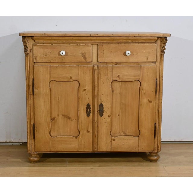 Early 20th Century Pine Buffet For Sale - Image 6 of 18