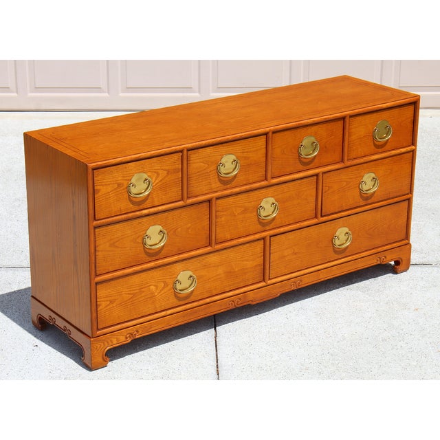 Century Furniture 1970s Century Furniture Chin Hua 9-Drawer Dresser by Raymond Sobota – Asian-Inspired Mid-Century Modern Oak Credenza For Sale - Image 4 of 18