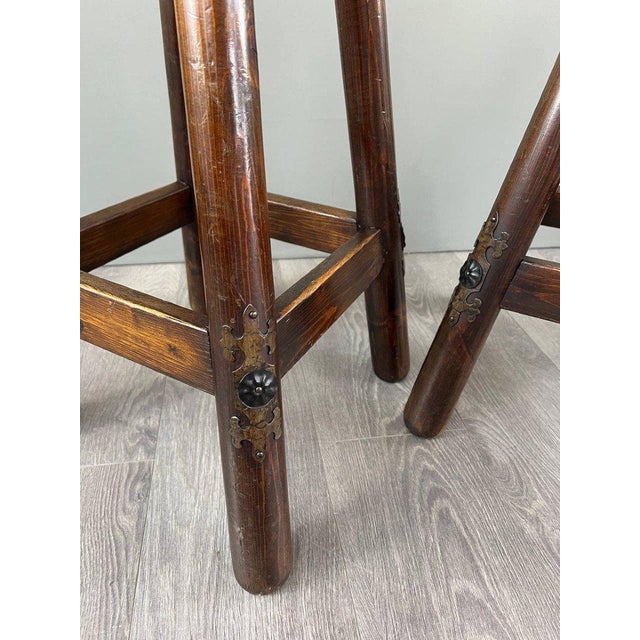 20th Century Rustic Carved Wooden Bar with Stools and Wine Chest, Set of 4 For Sale - Image 9 of 13