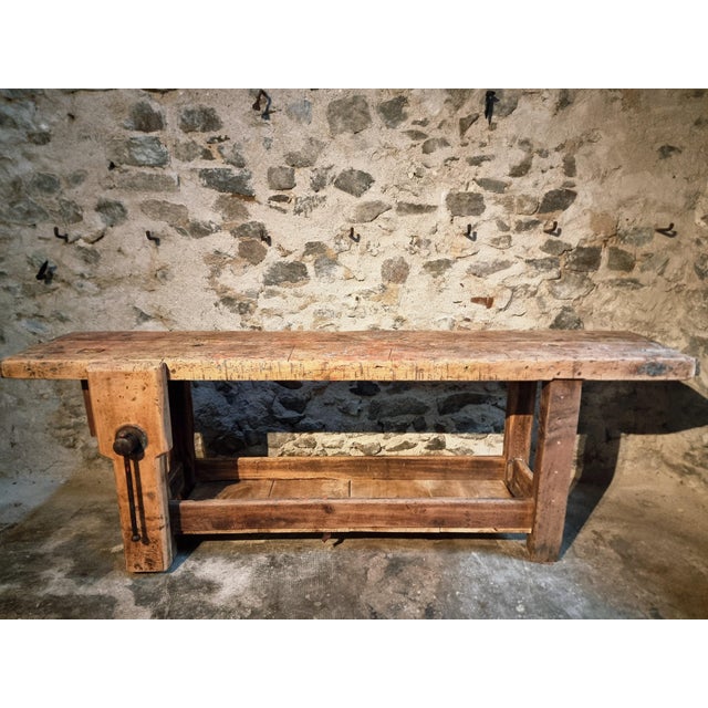 Antique French Carpenters Workbench in Oak and Beech, 1900s For Sale - Image 4 of 18