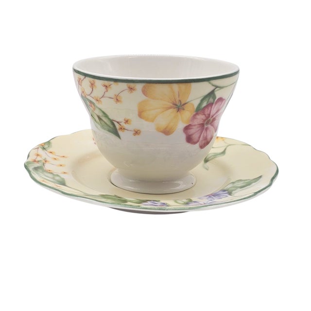 Late 20th Century Jessica McClintock Westbury Court Christina Floral Cups & Saucers, Set of 5 For Sale - Image 13 of 16
