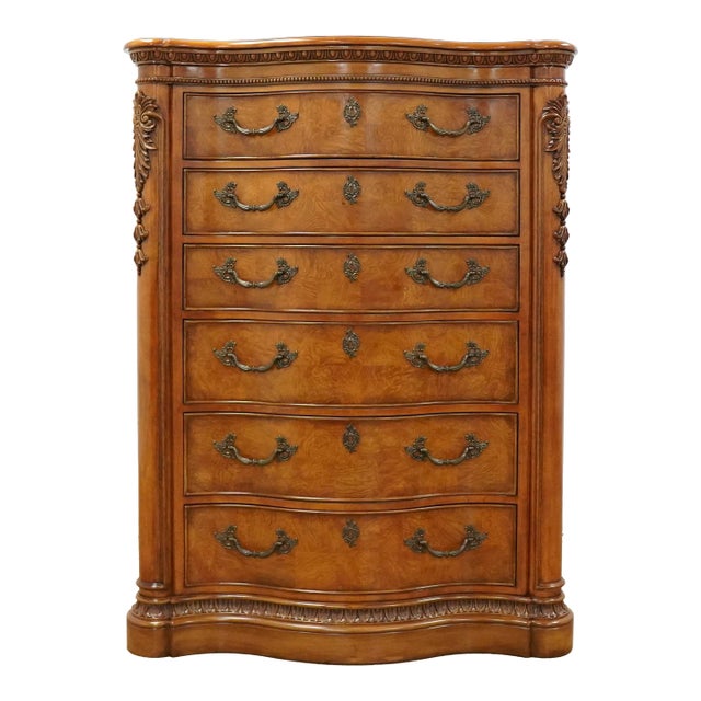 Vintage Traditional Serpentine 6-Drawer Chest For Sale