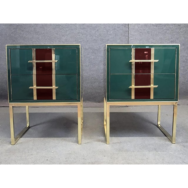 Italian Green and Burgundy Murano Glass Bedside Tables with Brass Frames from Justfurnituress SRL, Set of 2 For Sale - Image 4 of 9