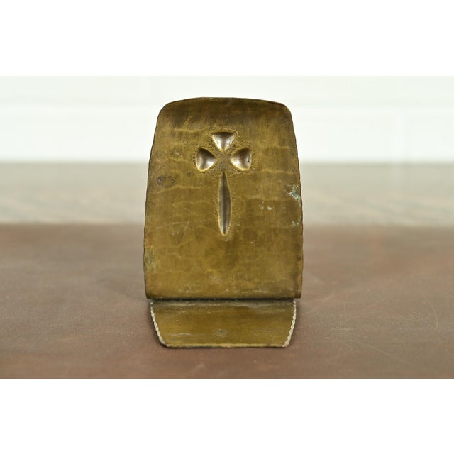 Brass Roycroft Arts & Crafts Hammered Brass Over Copper Bookend, Circa 1920s For Sale - Image 8 of 13