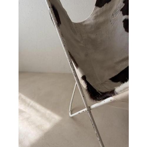 White Vintage Cowhide Leather Butterfly Chair, 1970s For Sale - Image 8 of 12