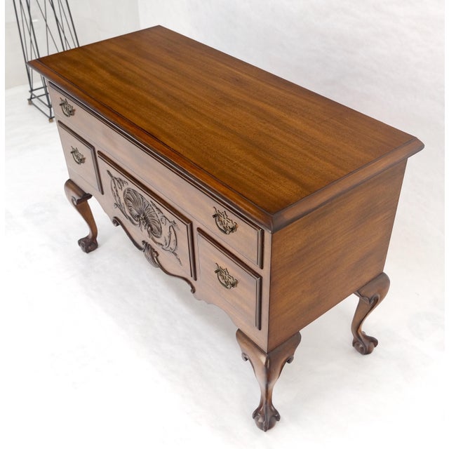 Lane Furniture Very Fine Cedar Hope Chest Ball & Claw Chippendale Feet MINT For Sale - Image 4 of 18