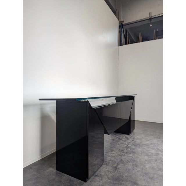 Sideboard by Luigi Gorgoni for Roche Bobois, 1980, in Very Good conditions. Designed 1980 to 1989