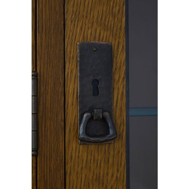 Stickley Mission Oak Leaded Glass China Cabinet For Sale - Image 12 of 18