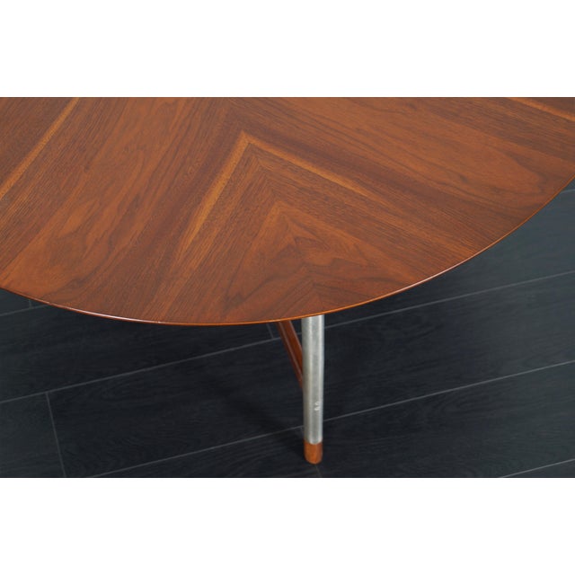 Mid-Century Modern Starburst Walnut Table by Jack Cartwright for Founders, 1960s For Sale - Image 10 of 12