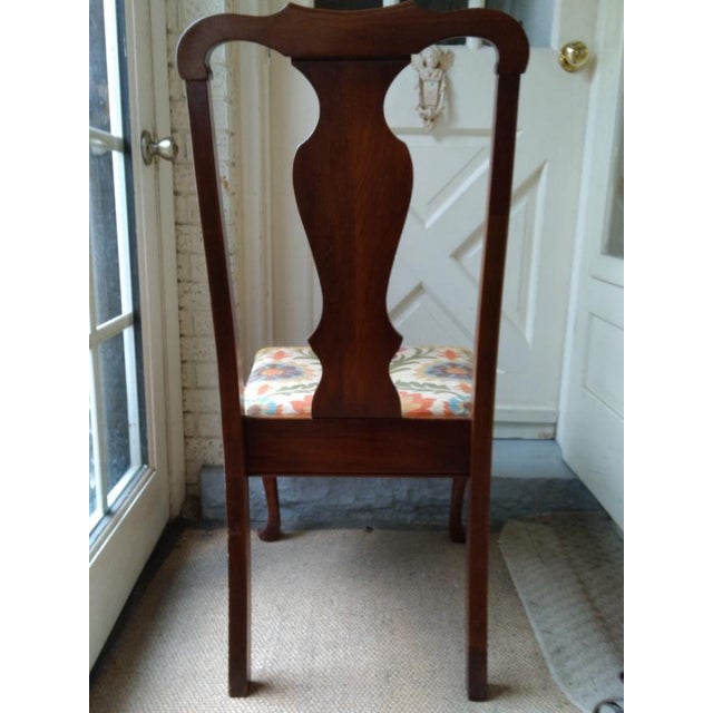 Queen Anne Vintage Pennsylvania House Cherry Wood Queen Anne Side Chair For Sale - Image 3 of 11