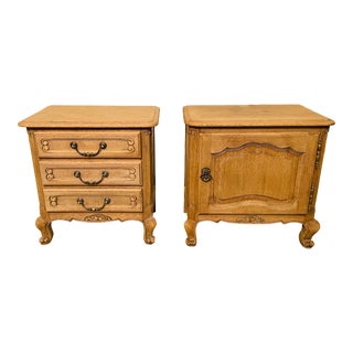 Pair of 1920'2 French Oak Antique Nightstands / Side Tables For Sale