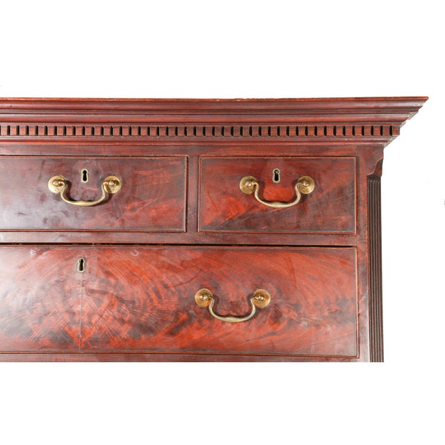 English George III 9-Drawer Mahogany Chest on Chest, 18th Century For Sale - Image 3 of 17
