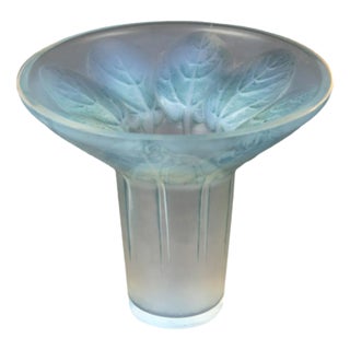 Violet Opalescent Vase by René Lalique, 1921 For Sale