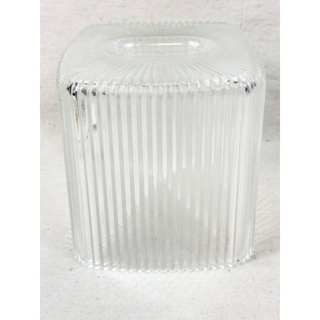 Plastic Vintage Mid-Century Clear Ribbed Lucite Bathroom Vanity Set – 3 Pieces For Sale - Image 7 of 8