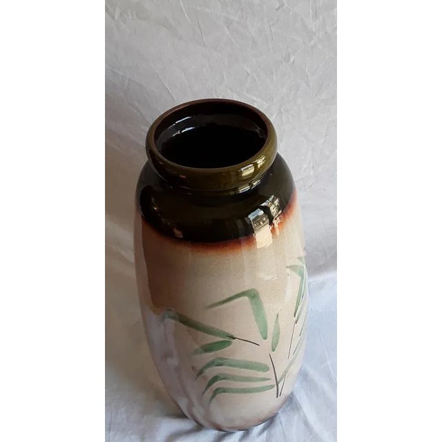 Vintage German Ceramic Vase, 1970s, in Very Good conditions. Designed 1970 to 1979