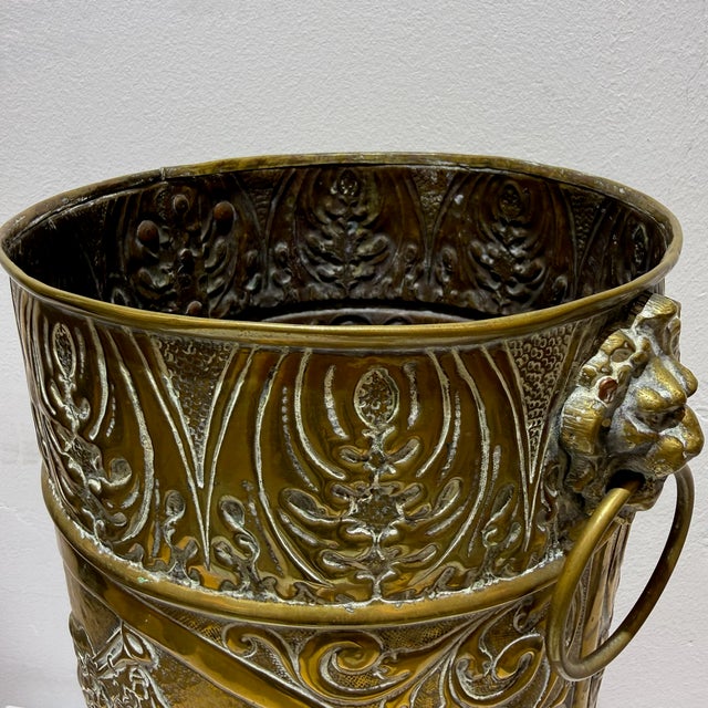 Large Vintage Brass Umbrella Stand with Amsterdam Coat of Arms and Lion Heads, 1960s For Sale - Image 10 of 12