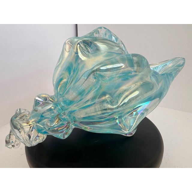 1980s Vintage Hand-Blown Italian Glass Conch Shell Sculpture – Blue Swirl Aventurine Art For Sale - Image 5 of 16