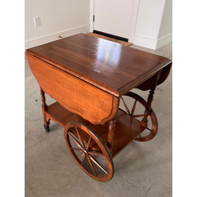 Mid 20th Century Walnut Drop Leaf Tea Table/Bar Cart For Sale In Houston - Image 6 of 12