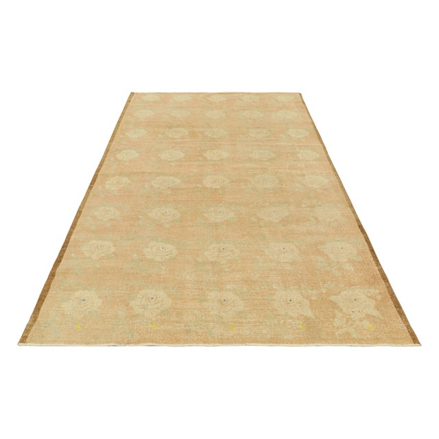 1960s Vintage Zeki Müren Rug in Cream and Beige Floral Patterns, From Rug & Kilim For Sale - Image 5 of 7
