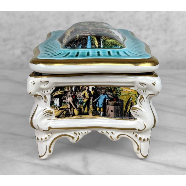 White Vintage Capodimonte Italian Rococo Porcelain Jewelry Dresser Box W/ Lid For Sale - Image 8 of 13