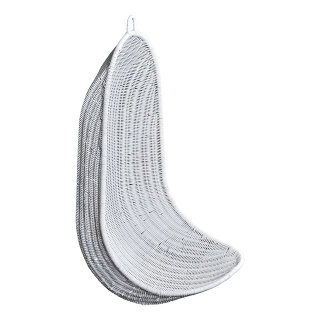 White Wicker Hanging Basket Style Coastal Garden Lanai Scoop Chairs For Sale