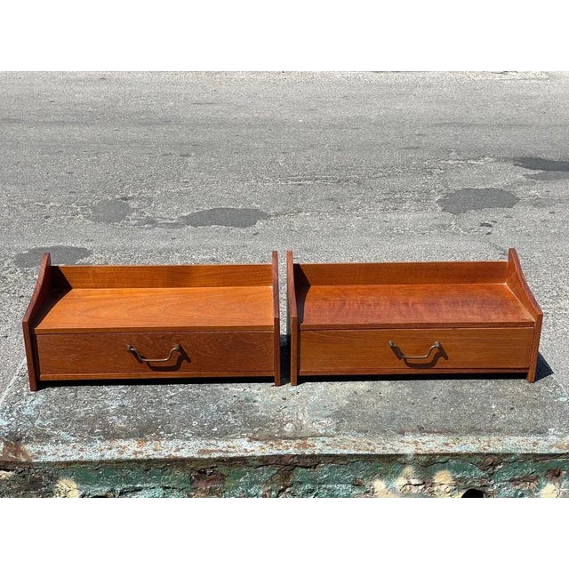 Teak Floating Wall-Mounted Night Tables, Denmark, 1960s, Set of 2 For Sale - Image 4 of 9