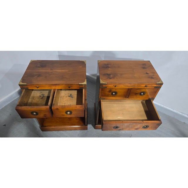 Wood Campaign Yew Bedside Lamp Tables, 1920, Set of 2 For Sale - Image 7 of 11