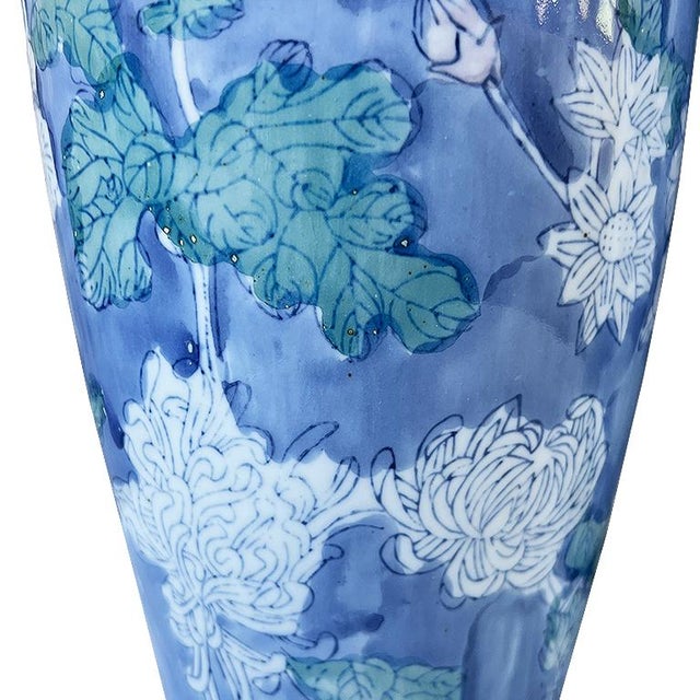 Chinoiserie Pair of Large Late 20th Century Blue Chinoiserie Vases With Hand-Painted White and Green Florals For Sale - Image 3 of 9