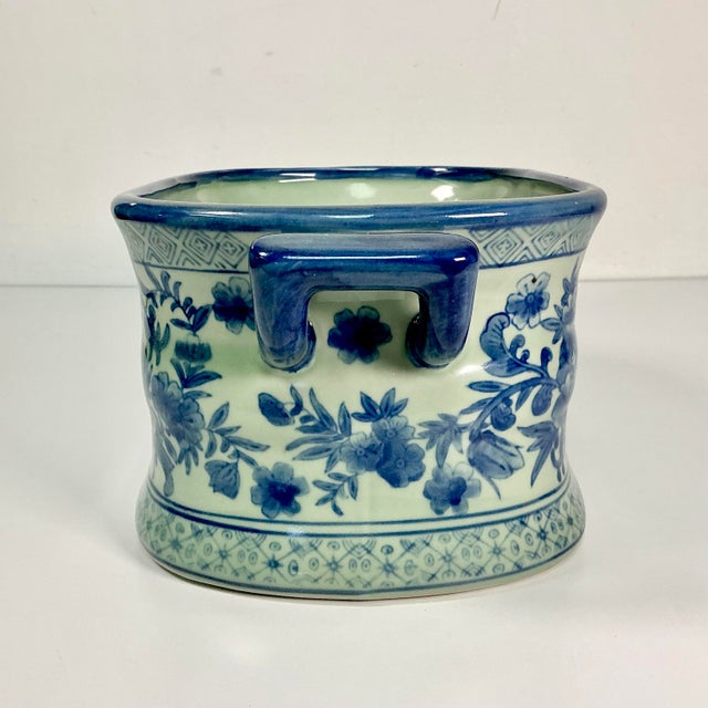 Ceramic 1950s Vintage Boho Chic Chinoiserie Hollywood Regency Celadon and Blue Foot Bath Catchall For Sale - Image 7 of 14