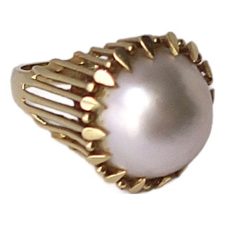 1970s Pearl and Gold Cocktail Ring For Sale