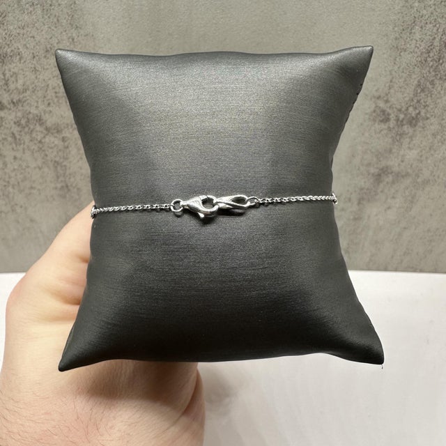 Contemporary Diamond Station Bracelet in 14kt White Gold – 0.33ctw, 7in, New For Sale - Image 3 of 4