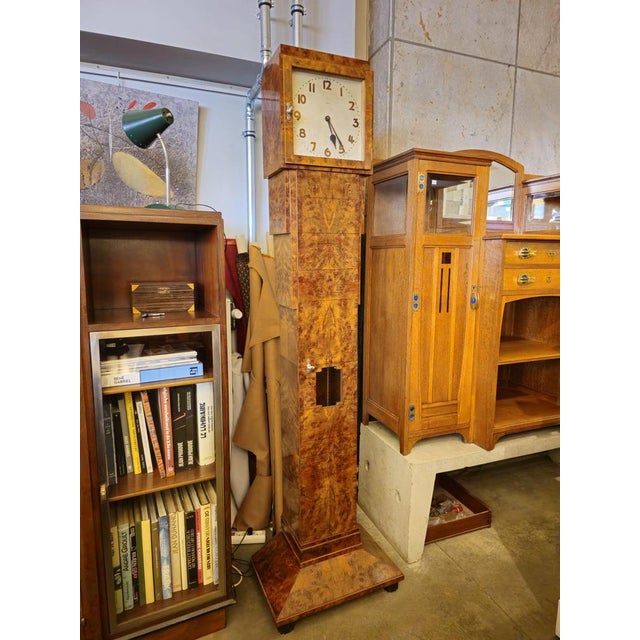 Art Deco Maple Longcase Clock, 1920s, in Very Good conditions. Designed 1920 to 1949 I have official proof of authenticity...