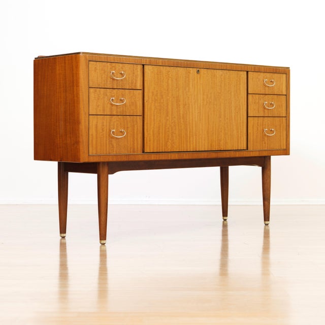 1960s C13 - Mid Century 1950s Credenza by Greaves & Thomas For Sale - Image 5 of 10