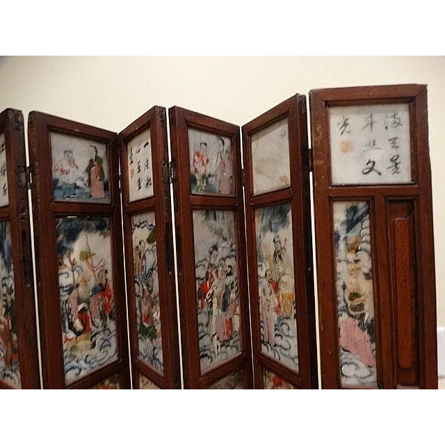 Alabaster Final Markdown - Antique Tabletop 18th Century Asian 8 Panel Screen W/ Village Scenes & Landscapes For Sale - Image 8 of 14