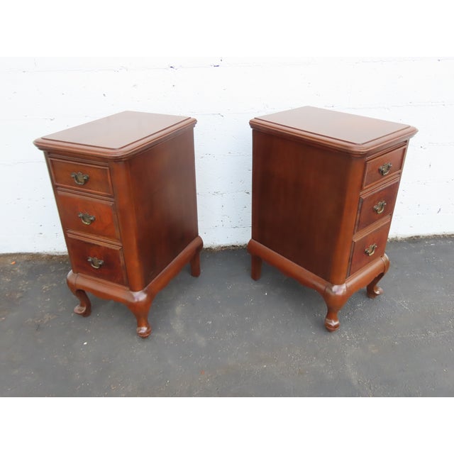 Tall Narrow Queen Anne Burl Walnut Nightstands End Bedside Tables a Pair 6659 For Sale - Image 10 of 18