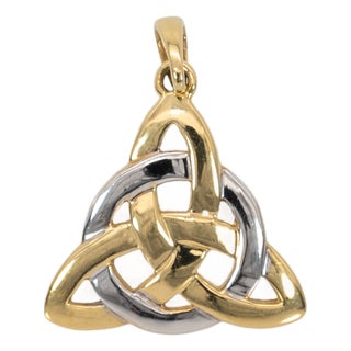 Triquetra Estate Pendant in Solid 14k Gold - Timeless Fine Jewelry For Sale