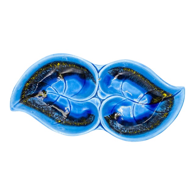 Mid-Century Santa Anita California Pottery Divided Dish – Leaf Motif / Retro Entertaining For Sale