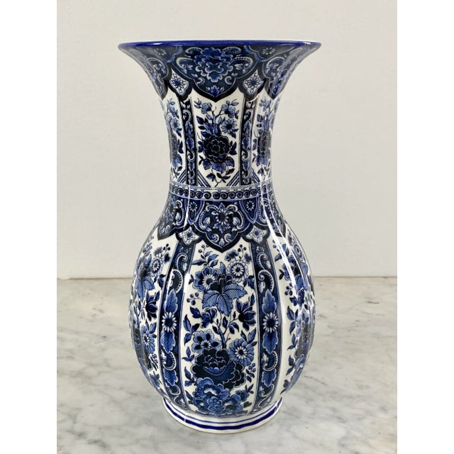 Ardalt Blue Delfia Blue & White Porcelain Vase For Sale In South Bend - Image 6 of 9