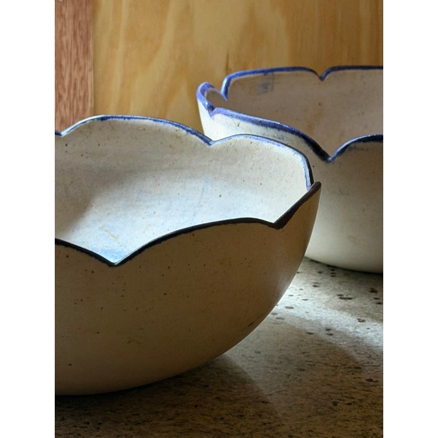 Hand-Thrown Ceramic Bowls with Scalloped Rim and Hydrangea Motif, 1980s, Set of 2 For Sale - Image 10 of 16