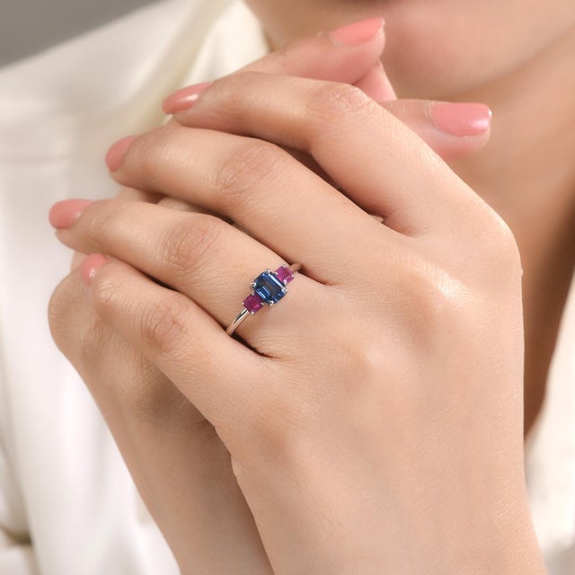 14k Ruby Sapphire Three Stone Gold Engagement Ring Size 5.5 For Sale In New York - Image 6 of 12