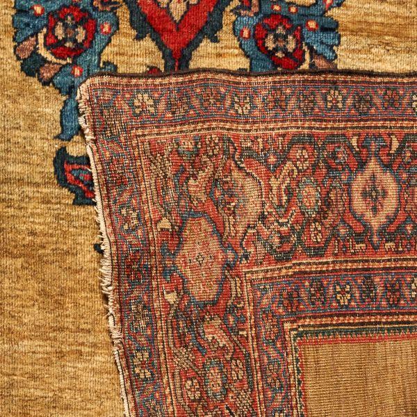 1900 - 1909 Antique 20th Century Persian Farahan Gold Rug With Ornate Medallion - Rug & Kilim For Sale - Image 5 of 7
