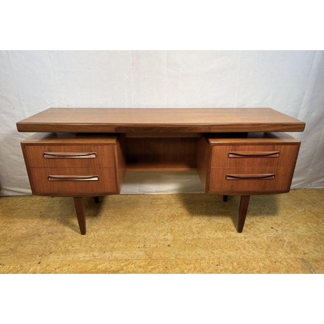 Mid-Century Teak Fresco Desk by Victor Wilkins for G-Plan, 1960s For Sale - Image 4 of 12