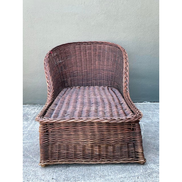 Wood Vintage Braided Rattan Chaise Lounge From the Estate of Roberta Flack For Sale - Image 7 of 12