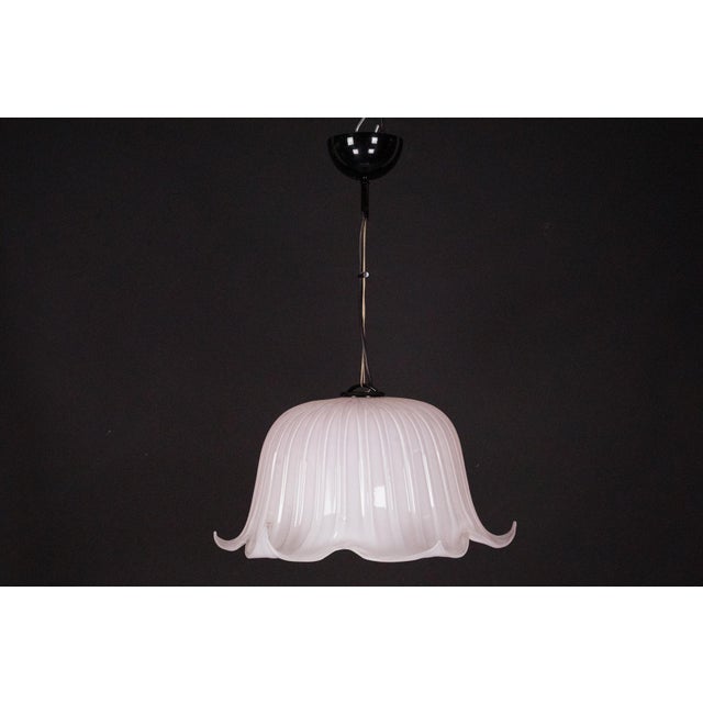 Large Vintage Flower-Shaped Pendant in Pink Murano Glass, Italy, 1980s For Sale - Image 6 of 15