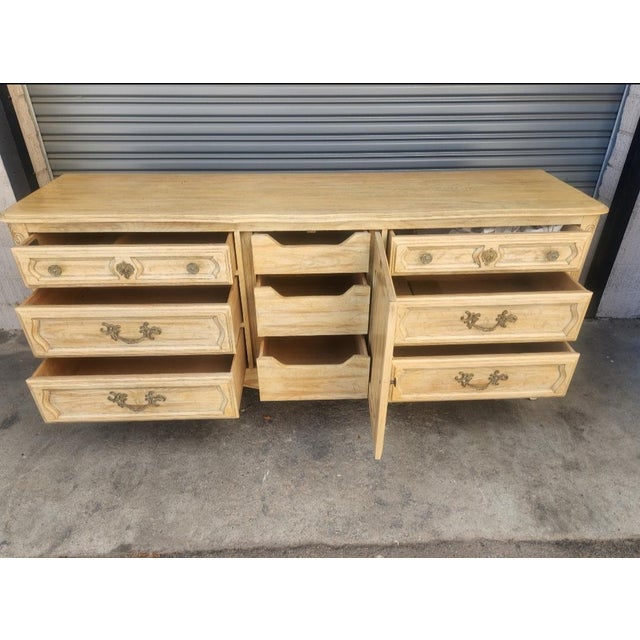1950s 1970s French Provincial Dresser For Sale - Image 5 of 12